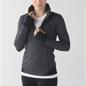 Lululemon gray half zip runderful pullover
